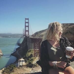 Meet your Posher, Kaytlyn